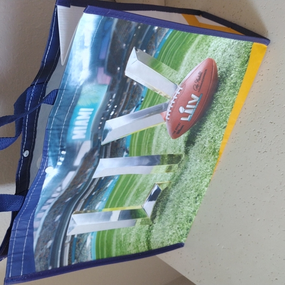 Super Bowl LIV Bundle - Picture 10 of 16